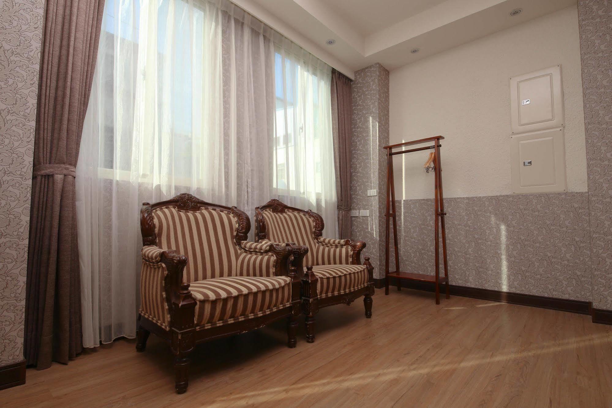 Finders Hotel Hualien Wen Hua Экстерьер фото